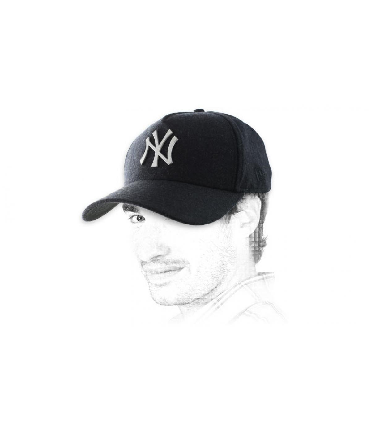Schwarze NY Cap Metall Logo Trucker NY Melton Metal black Schwarze NY Cap Metall Logo Trucker NY Melton Metal black
